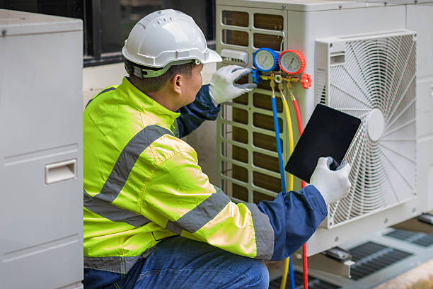 Professional Hvac technician working in Smithfield, UT